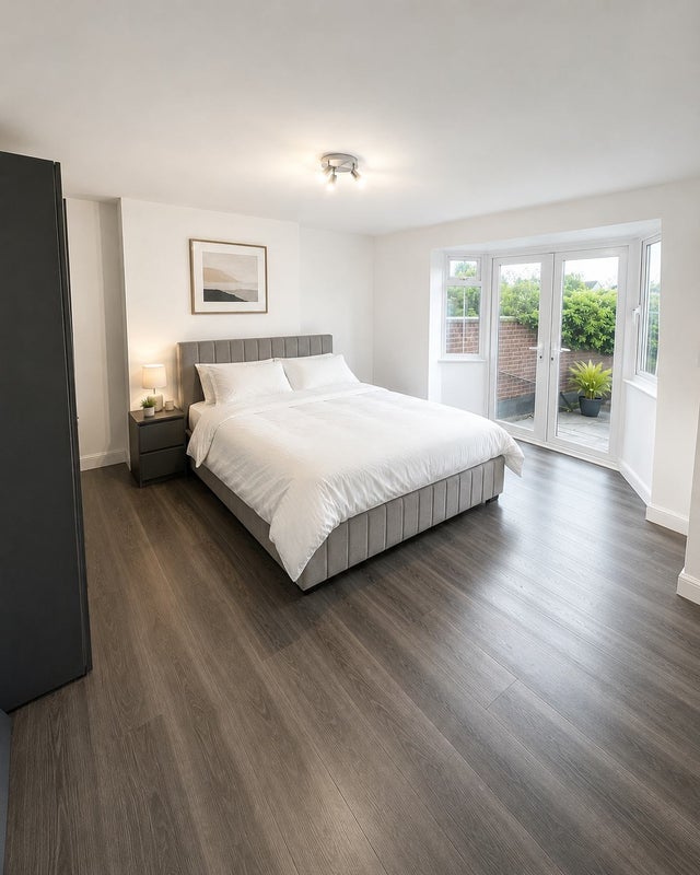 Room Limpsfield Road in Greater London