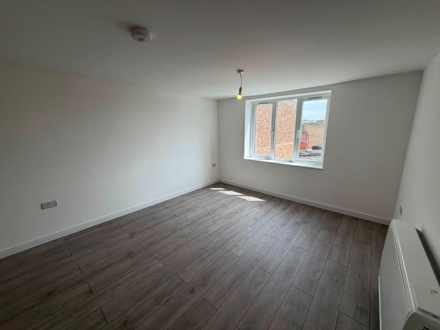Flat Station Road in Clacton-on-Sea