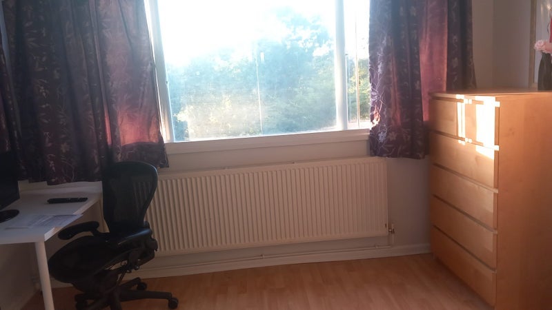 Room Norval Road in Greater London
