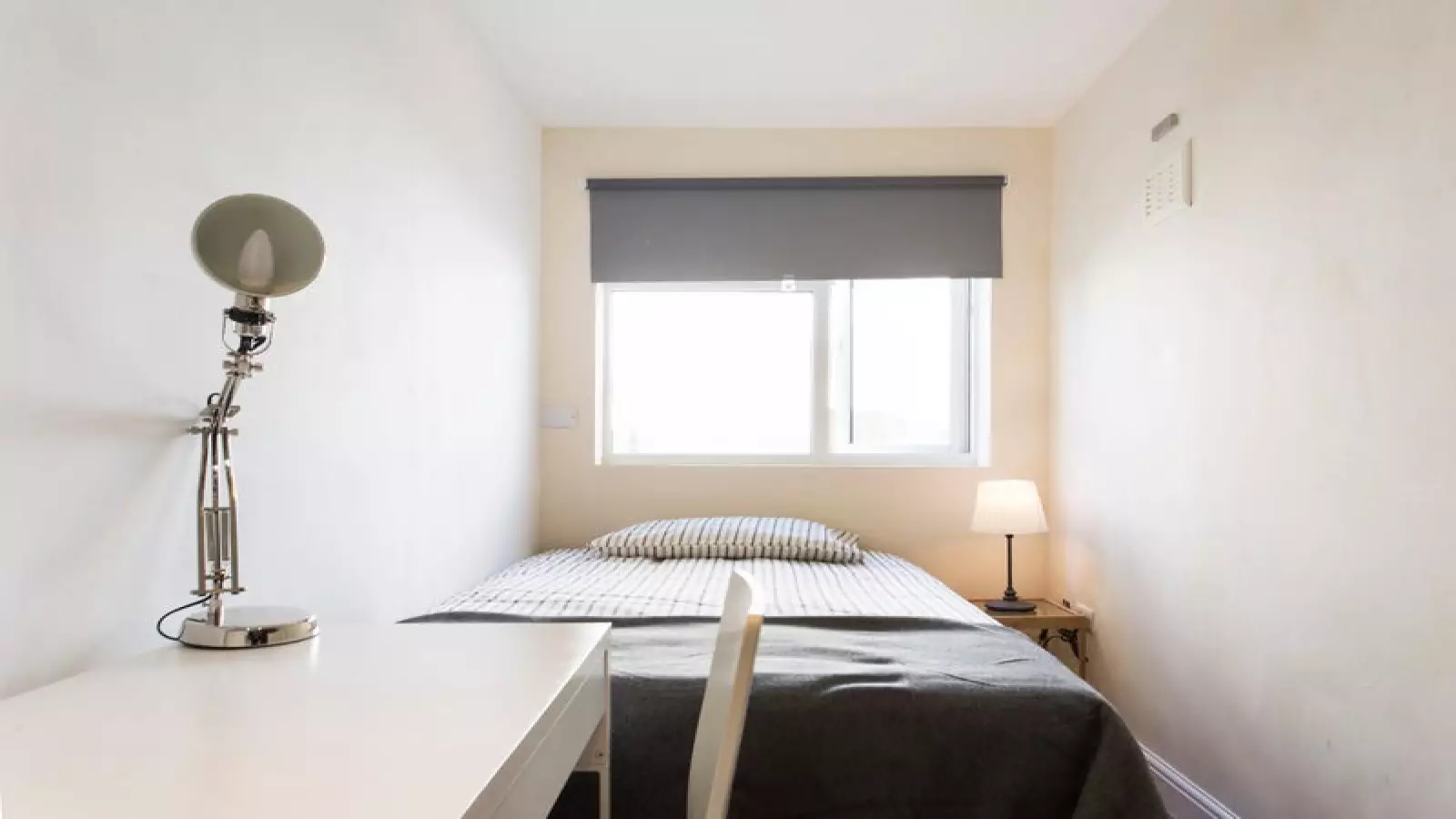 Flat Lower Richmond Road in Greater London