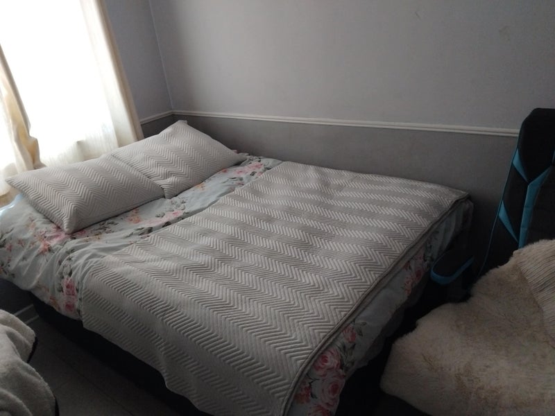 Room Newport Place in City of Westminster