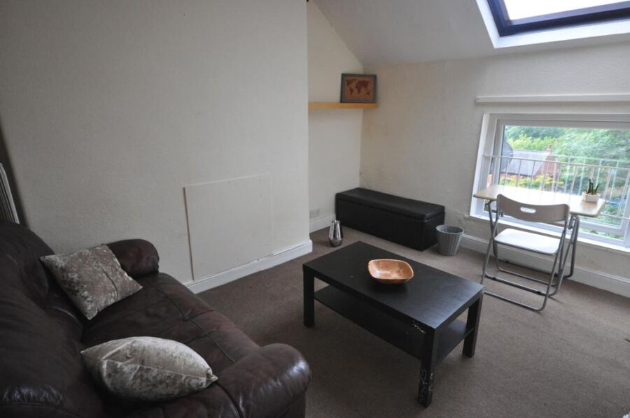 Flat Pennington Street in Leeds