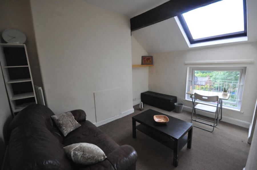 Flat Pennington Street in Leeds
