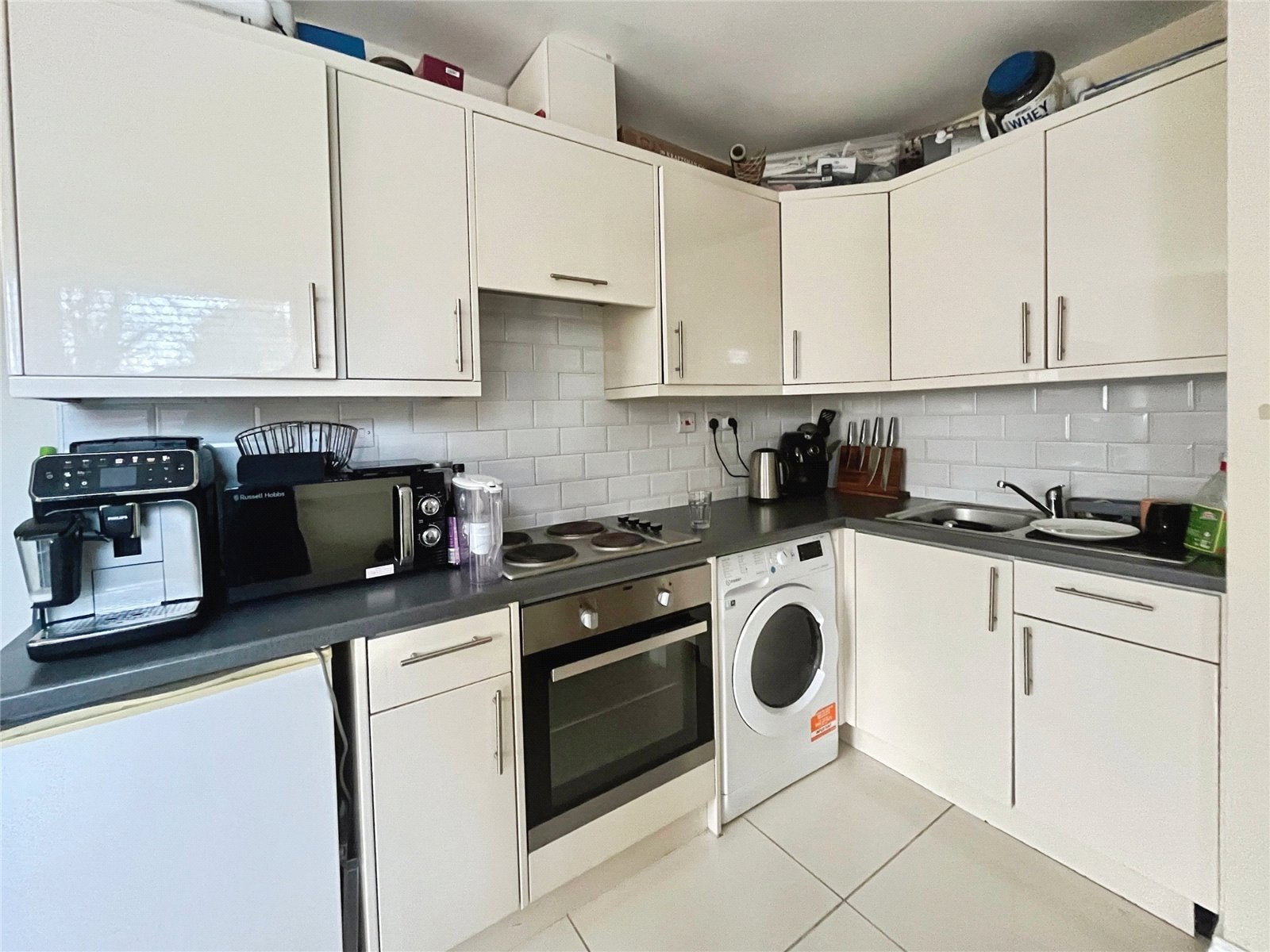 Flat Egham Hill in Borough of Runnymede
