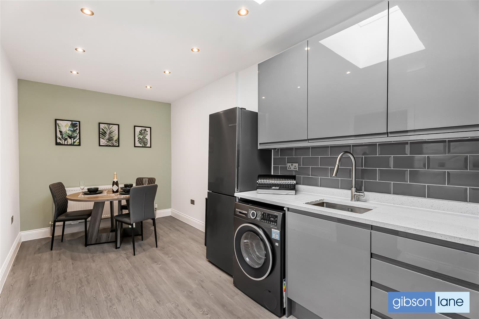 Room Surbiton Road in Greater London