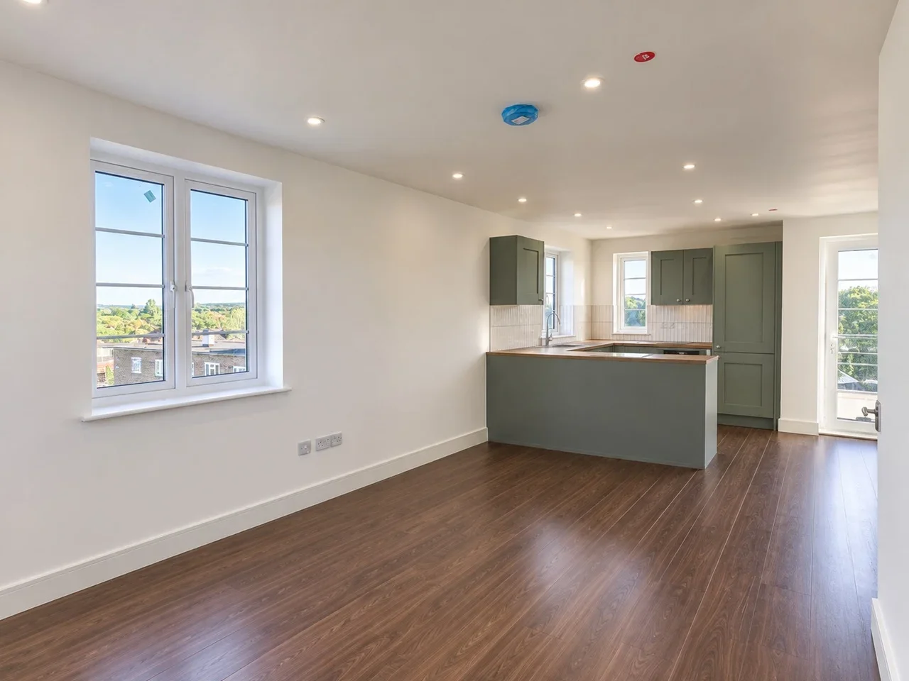 Flat Catford Hill in Greater London