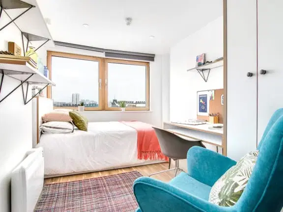 Flat Imperial Road in Greater London