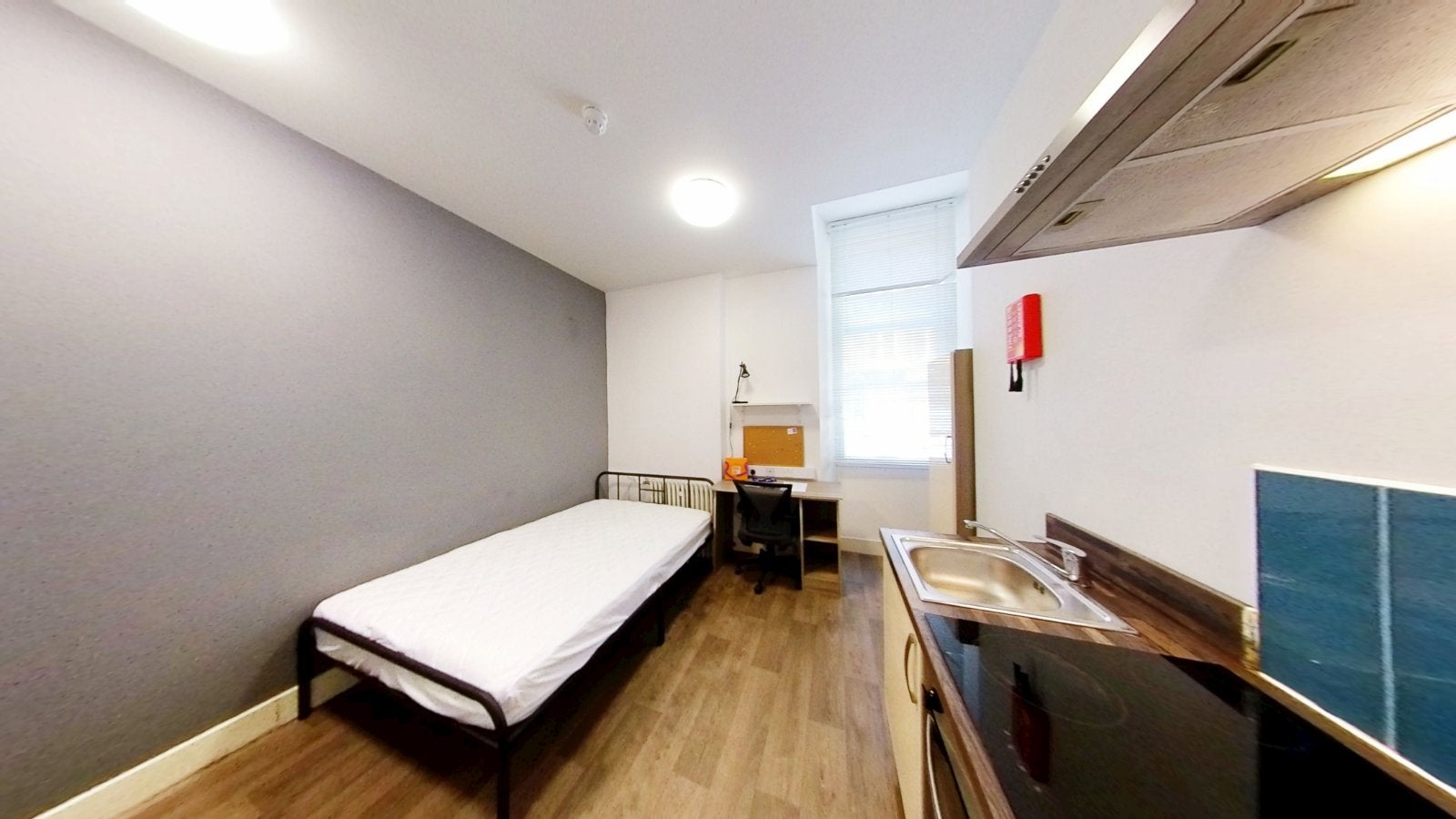 Room St Andrew's Street in Glasgow