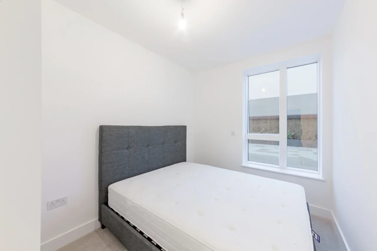 Flat Kings Holt Mews in Greater London