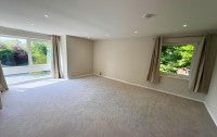 Flat Bramhall Lane in Bramhall