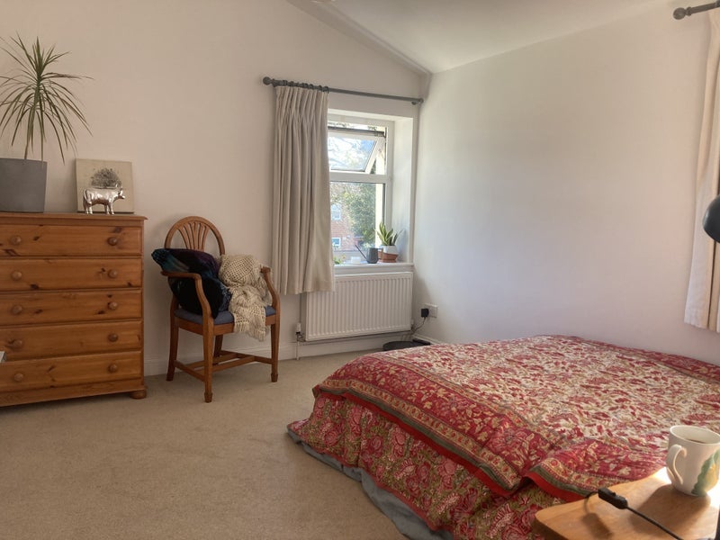 Room Britannia Road in Bristol