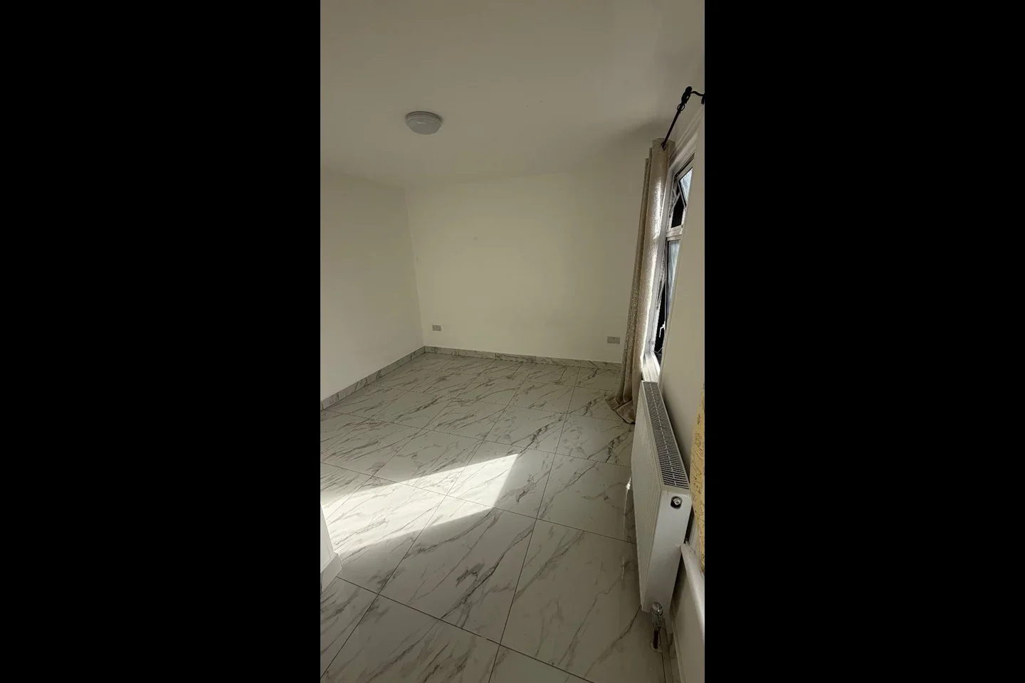 Flat Church Road in Greater London