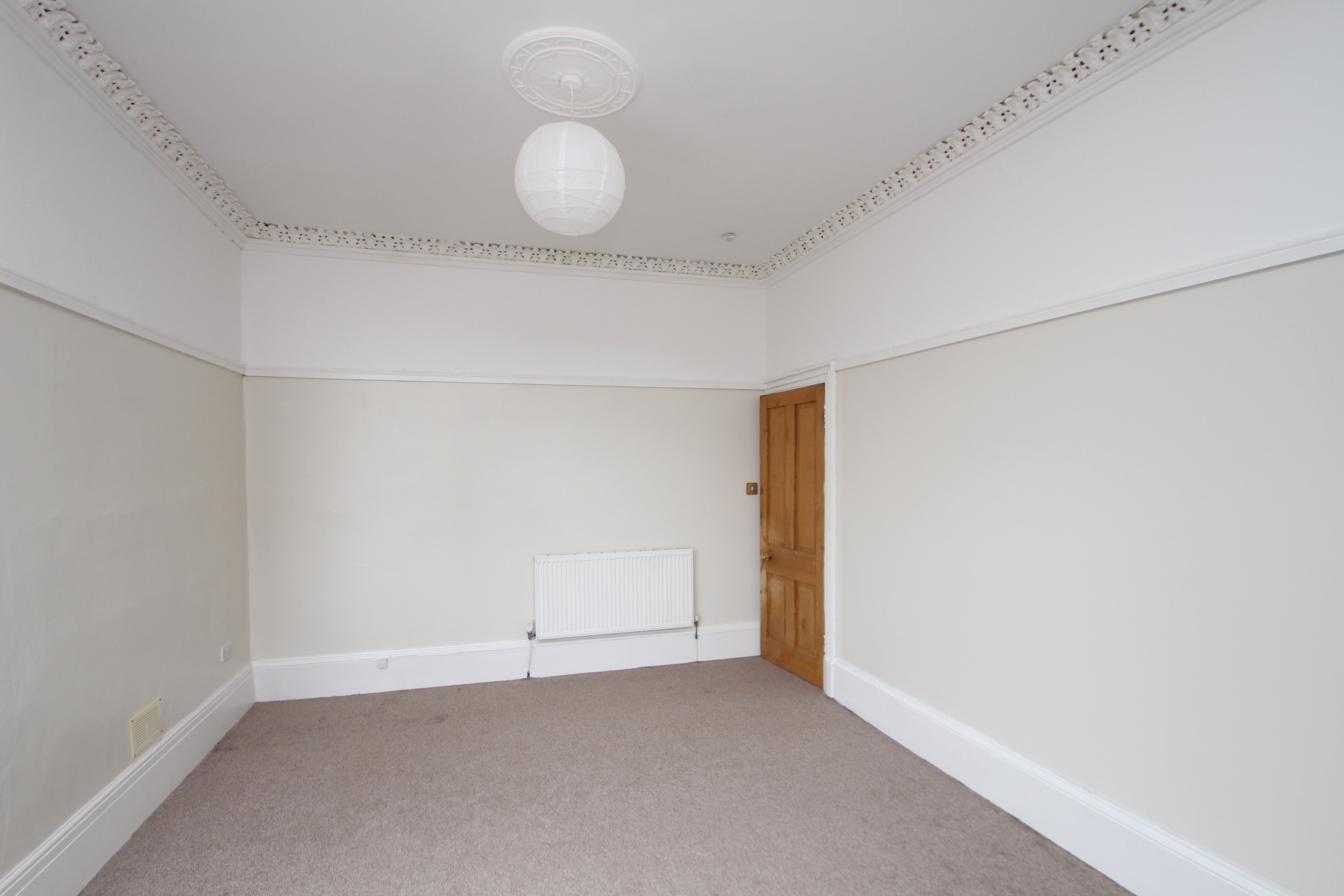 Flat Harvie Street in Glasgow