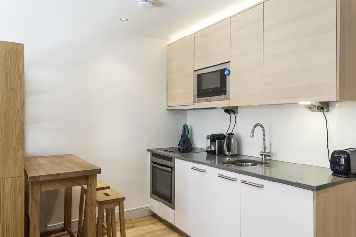 Flat Park Street in Greater London