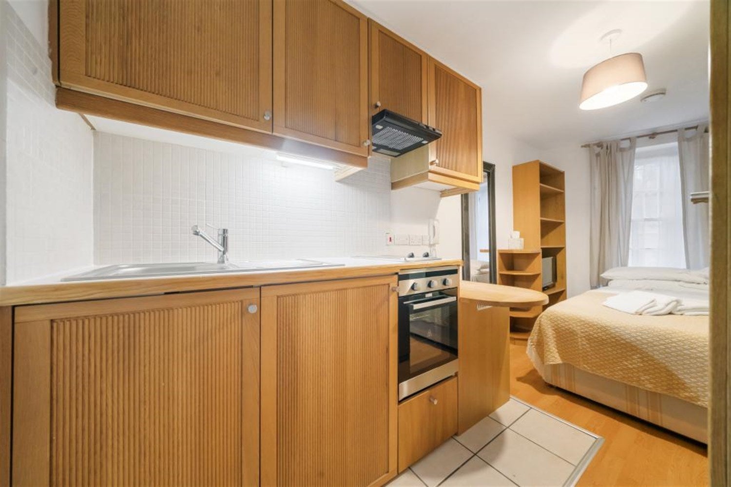 Flat Cartwright Gardens in Greater London
