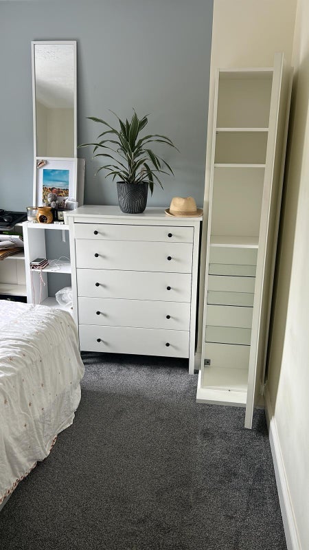 Room Horley Road in Greater London