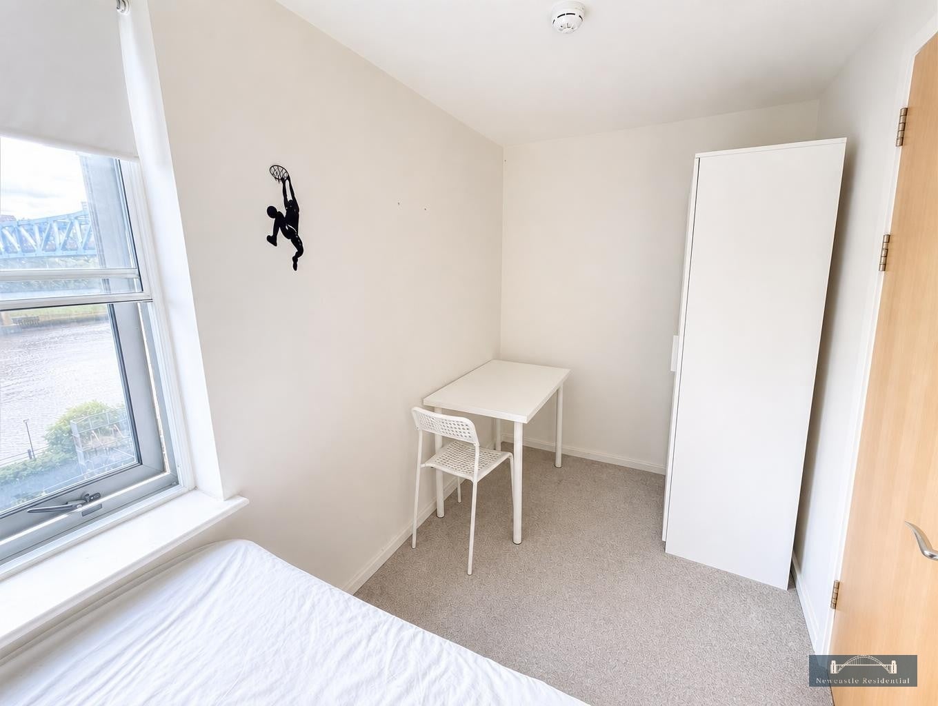 Flat Close in Newcastle upon Tyne