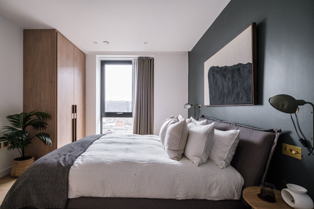 Flat Granary Street in Greater London