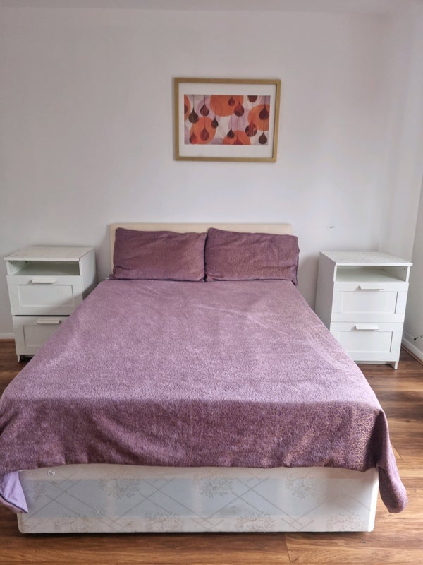 Room Arkley Road in Greater London