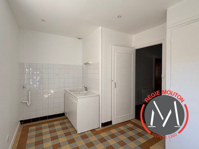 Flat Rue Marcel Mérieux in Lyon