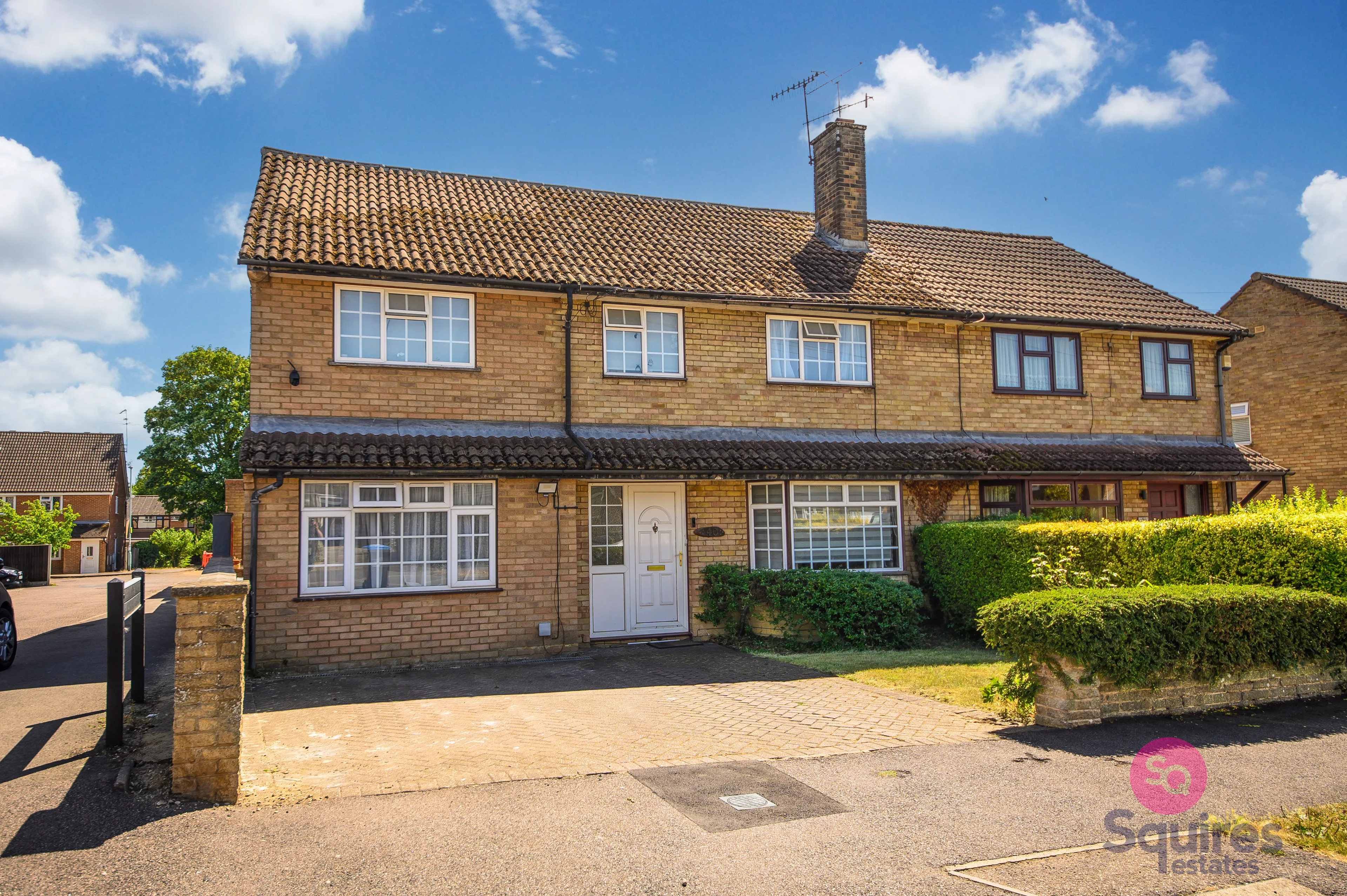 House Ellingham Road in Dacorum