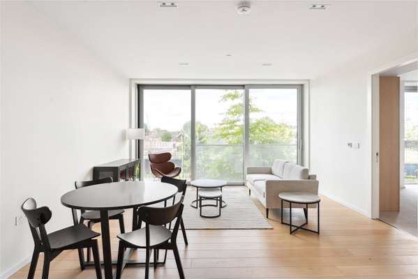 Flat Lillie Square in Greater London