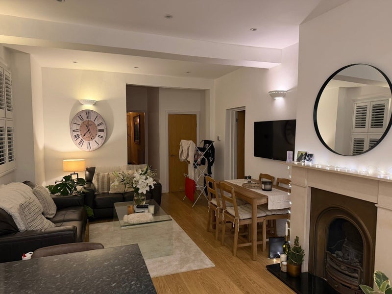 Room Southfield Road in Greater London