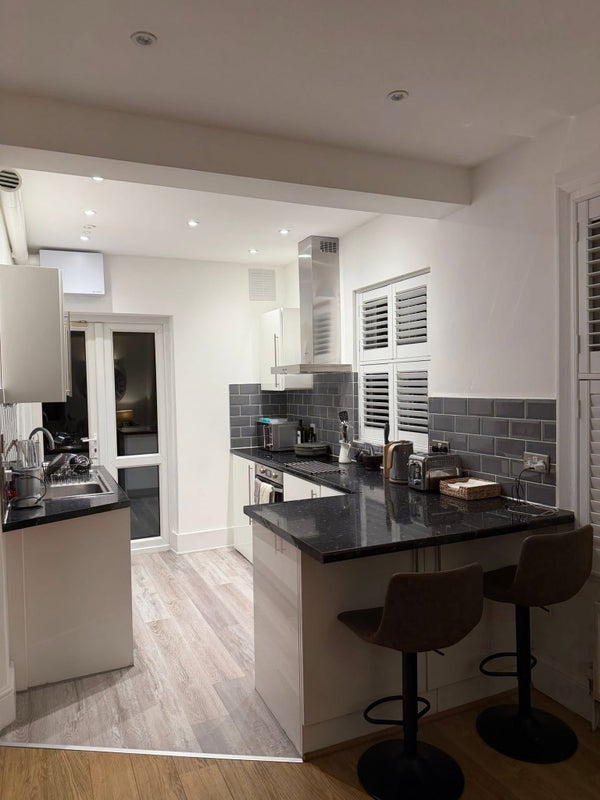 Room Southfield Road in Greater London