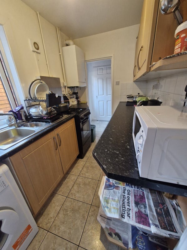Room Nicholls Street in Coventry
