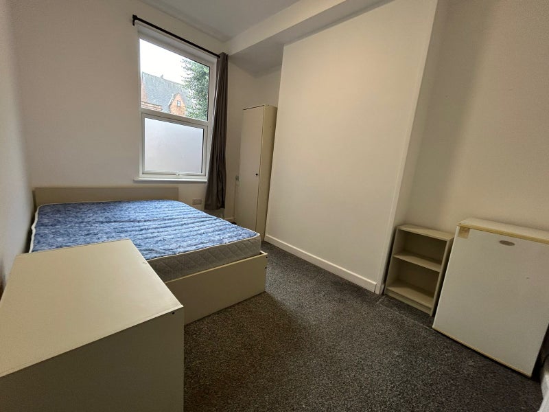 Room Third Avenue in Nottingham