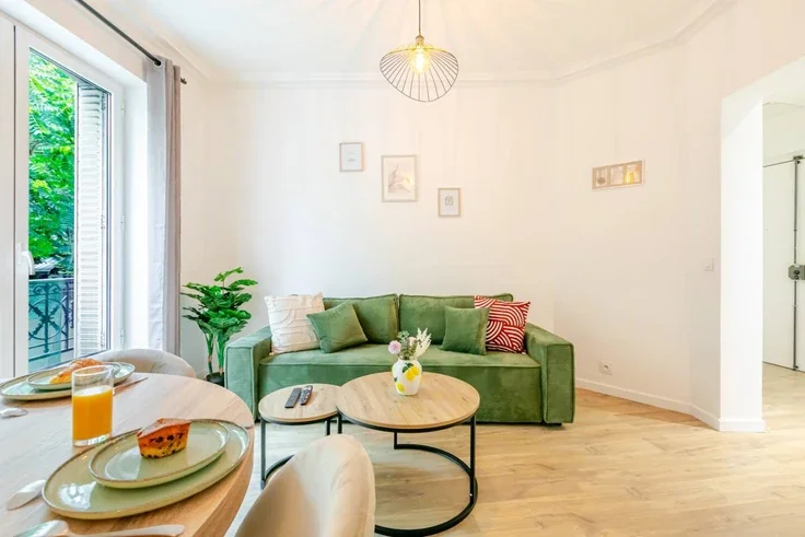 Flat Rue des Meuniers in Paris