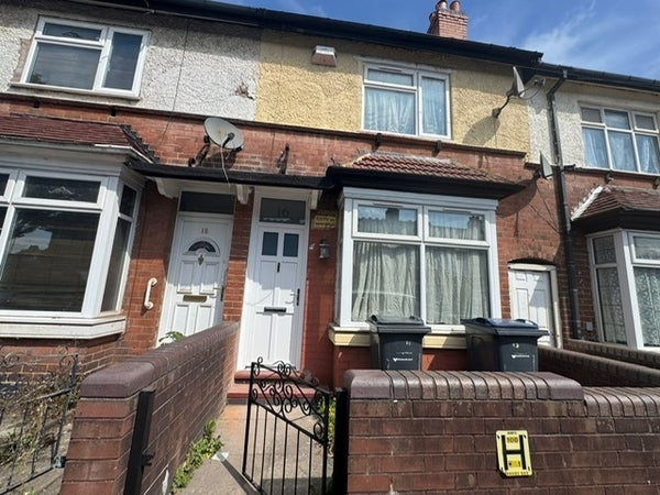 Flat Tew Park Road in Birmingham