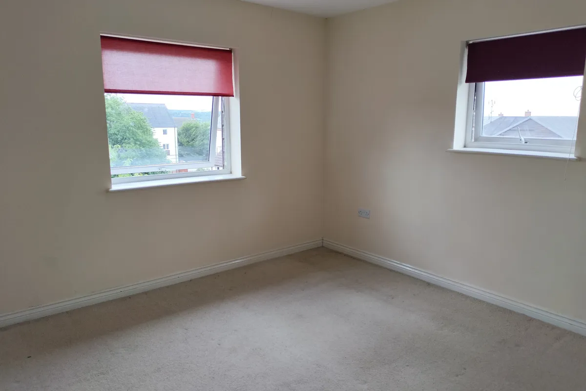 Flat Celsus Grove in Swindon