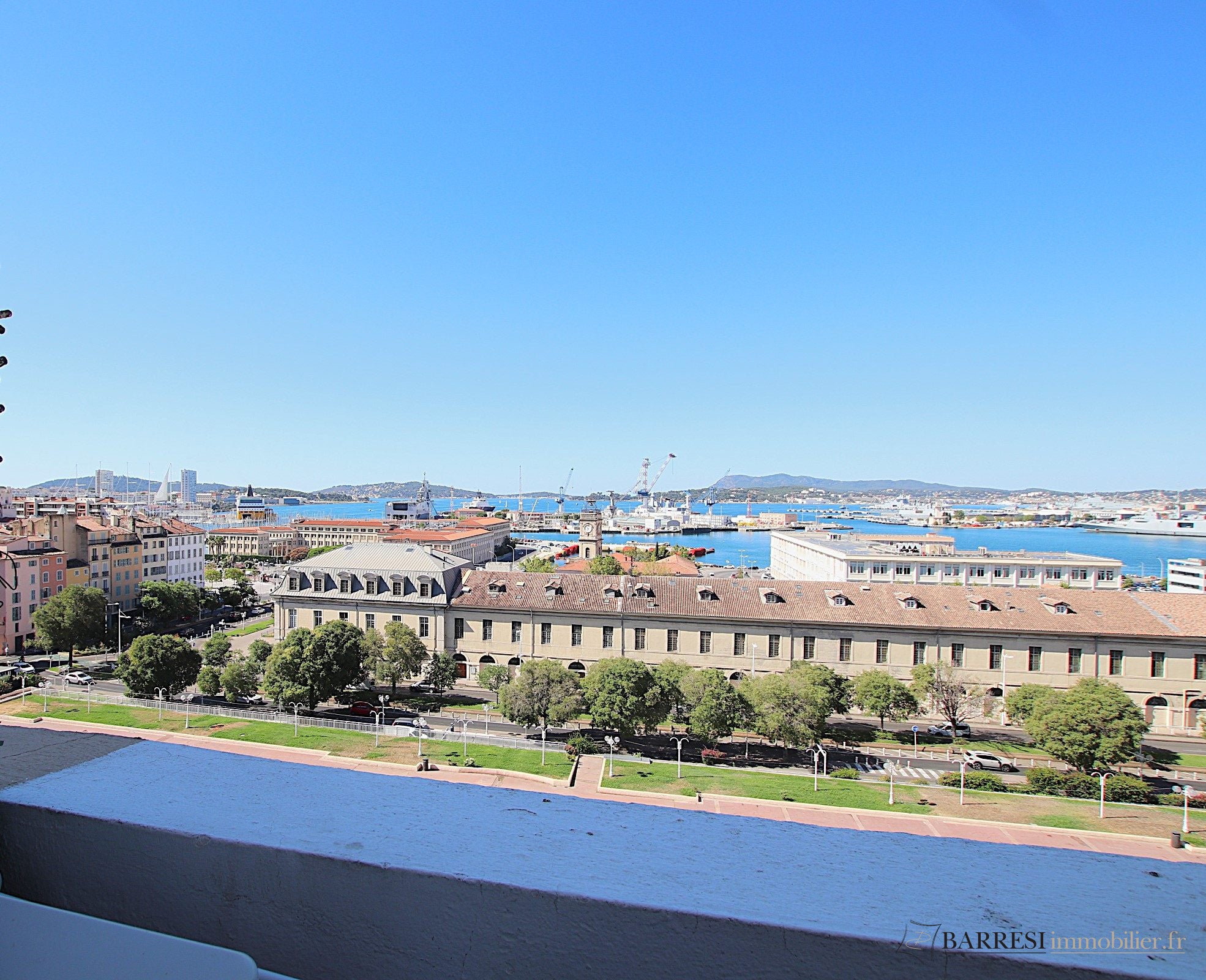 Chambre Place d'Armes à Toulon