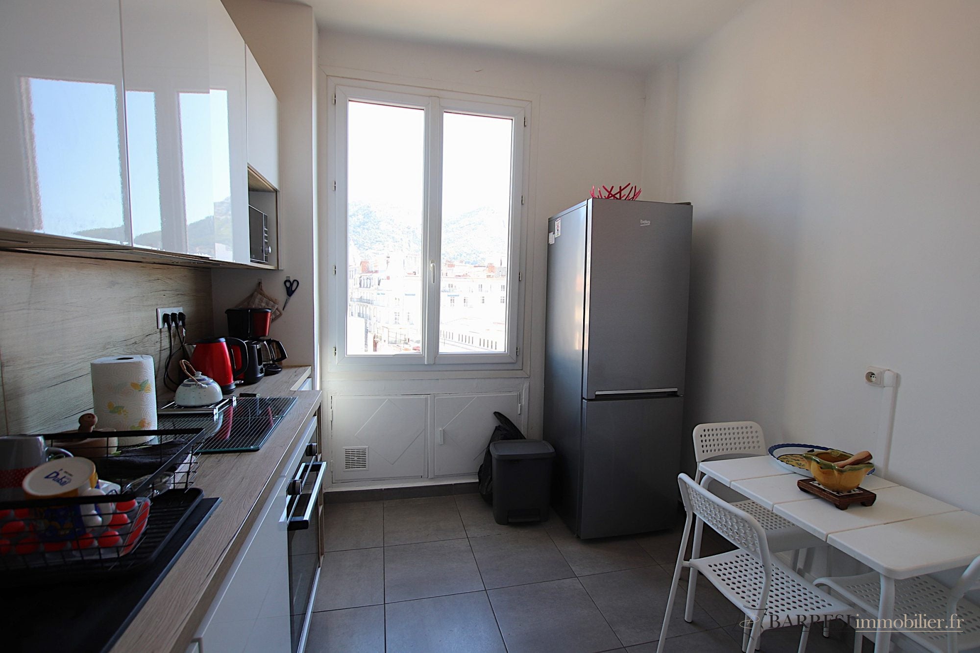 Room Place d'Armes in Toulon