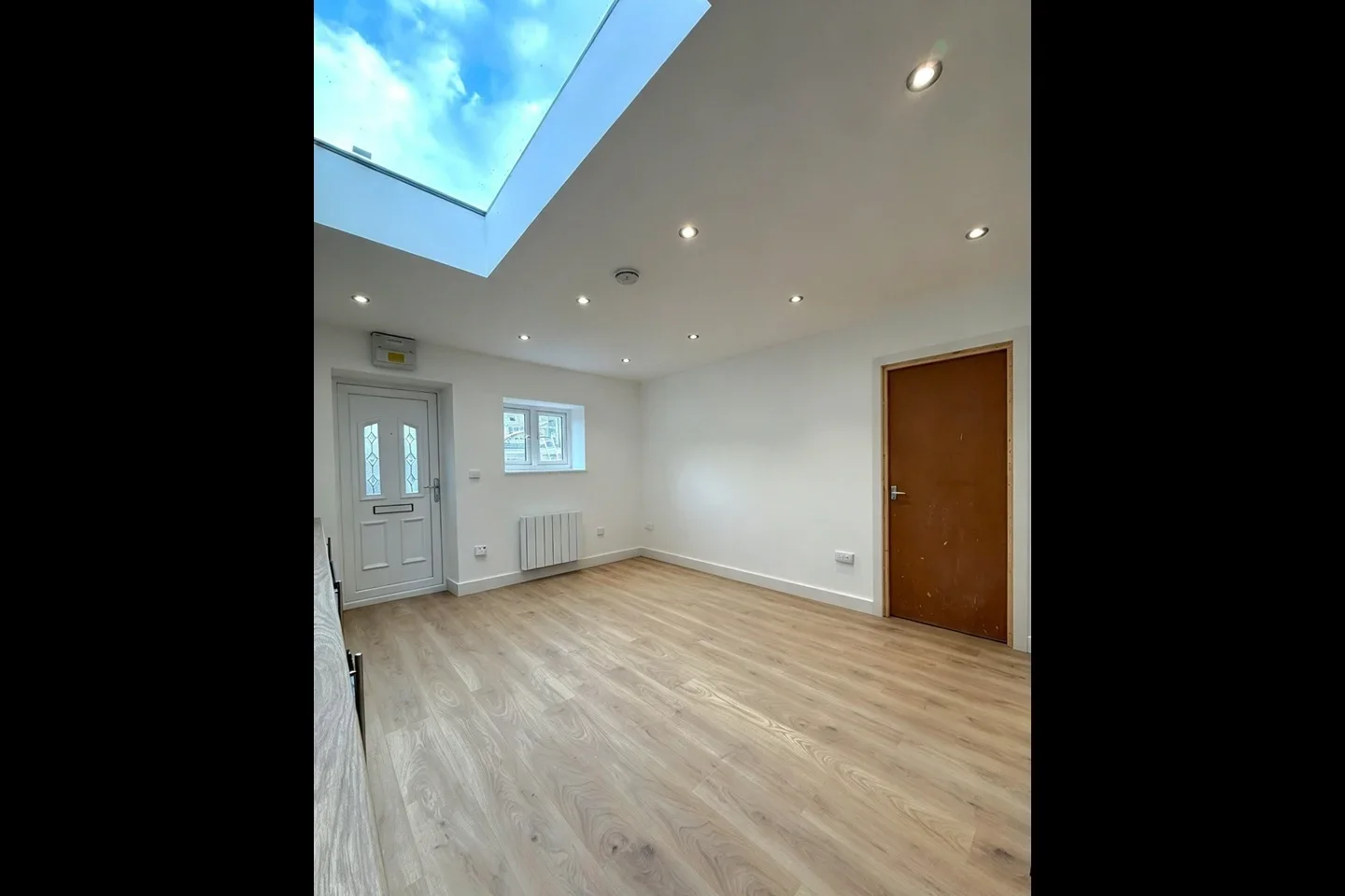 Flat Woolwich Road in Greater London