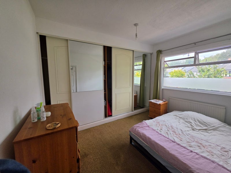 Room Beechfield Road in Greater London