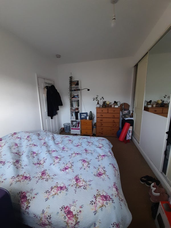 Room Beechfield Road in Greater London