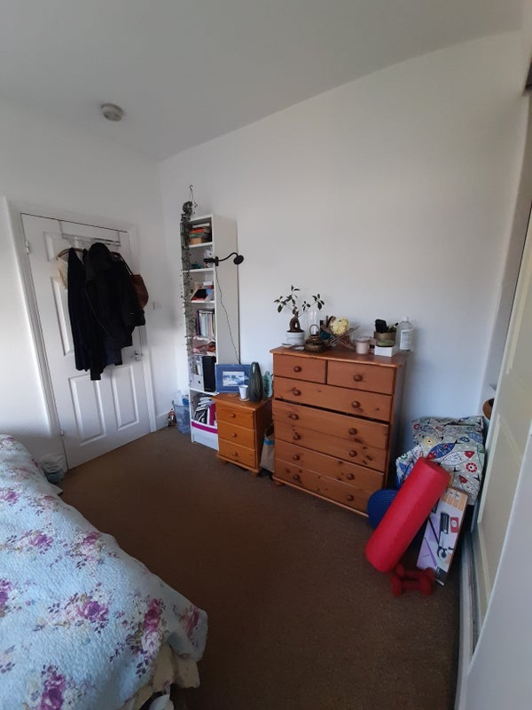 Room Beechfield Road in Greater London