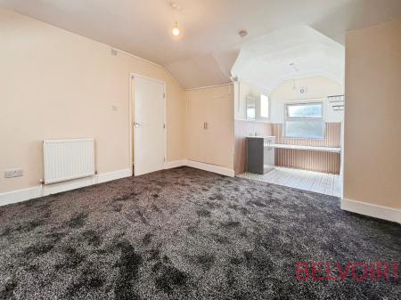 Flat Latham Street in Nottingham