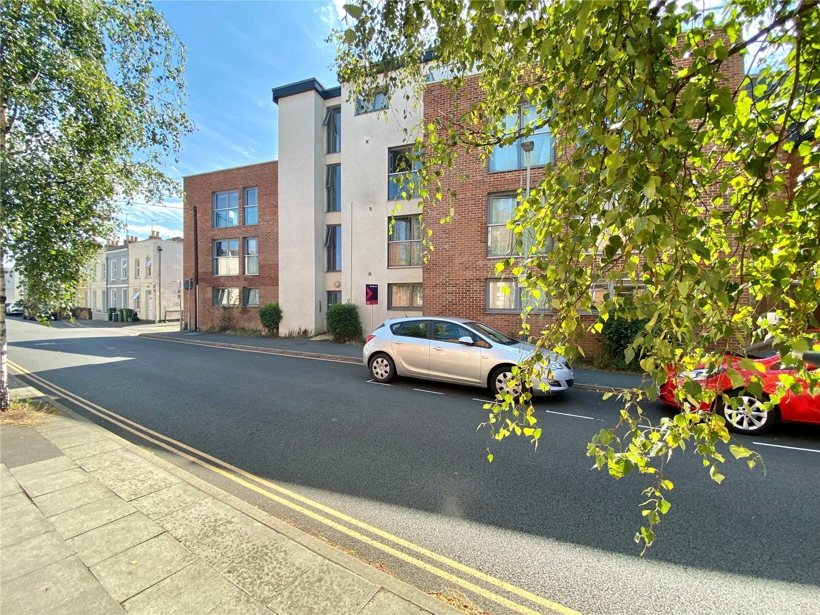 Flat St Paul's Road in Cheltenham