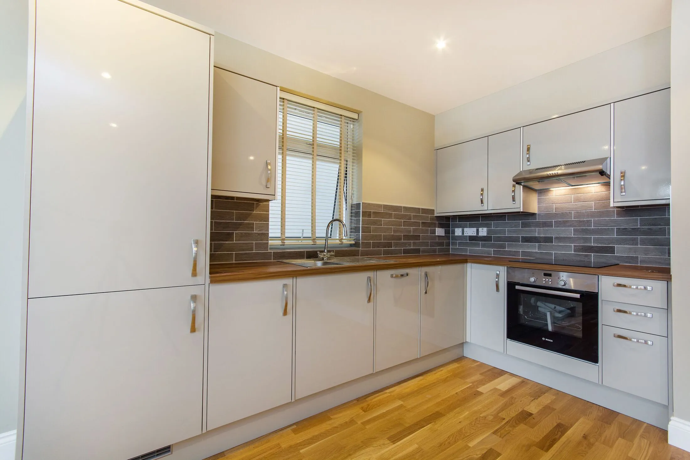 Flat Mansfield Road in Greater London