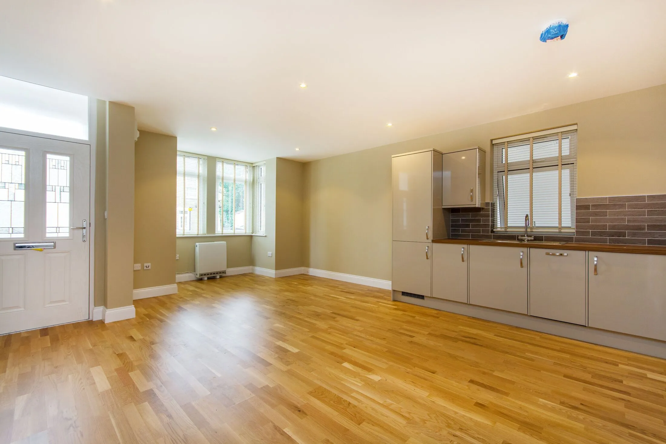 Flat Mansfield Road in Greater London