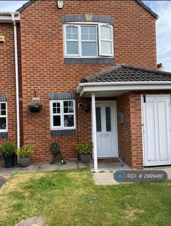 House Ingle Nook Close in Trafford