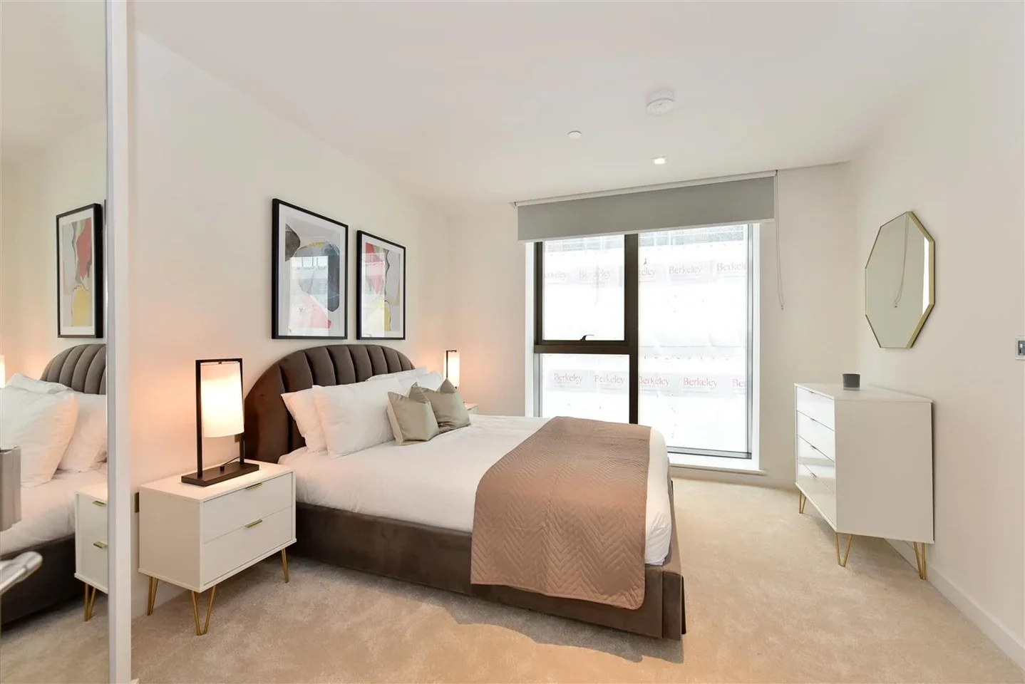 Flat Newcastle Place in City of Westminster