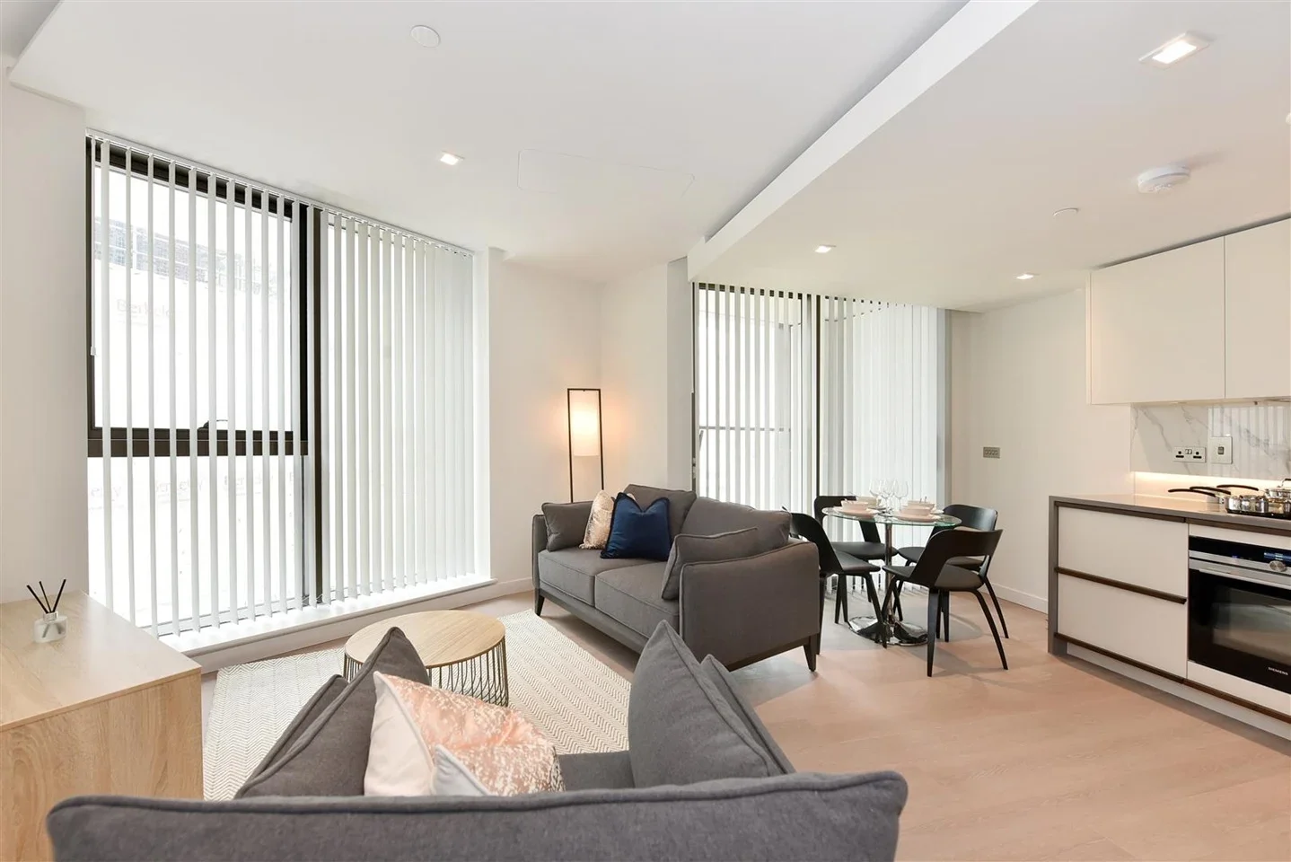 Flat Newcastle Place in City of Westminster