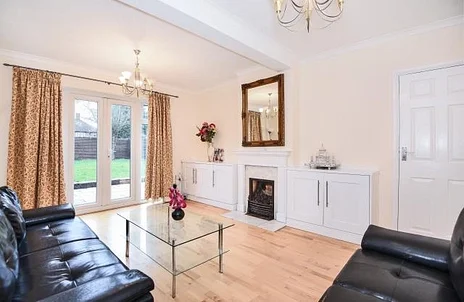 House Ely Gardens in Elstree and Borehamwood
