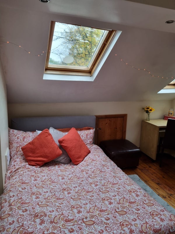 Room Whalley Road in Manchester