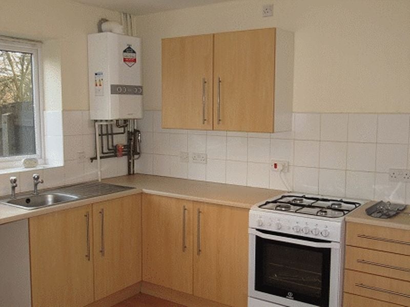 House Tudor Vale in Coseley