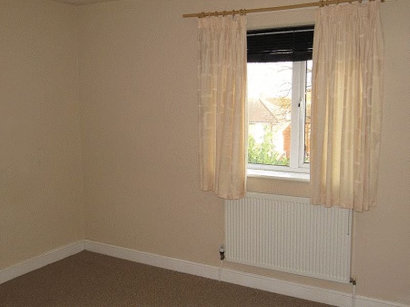 House Tudor Vale in Coseley